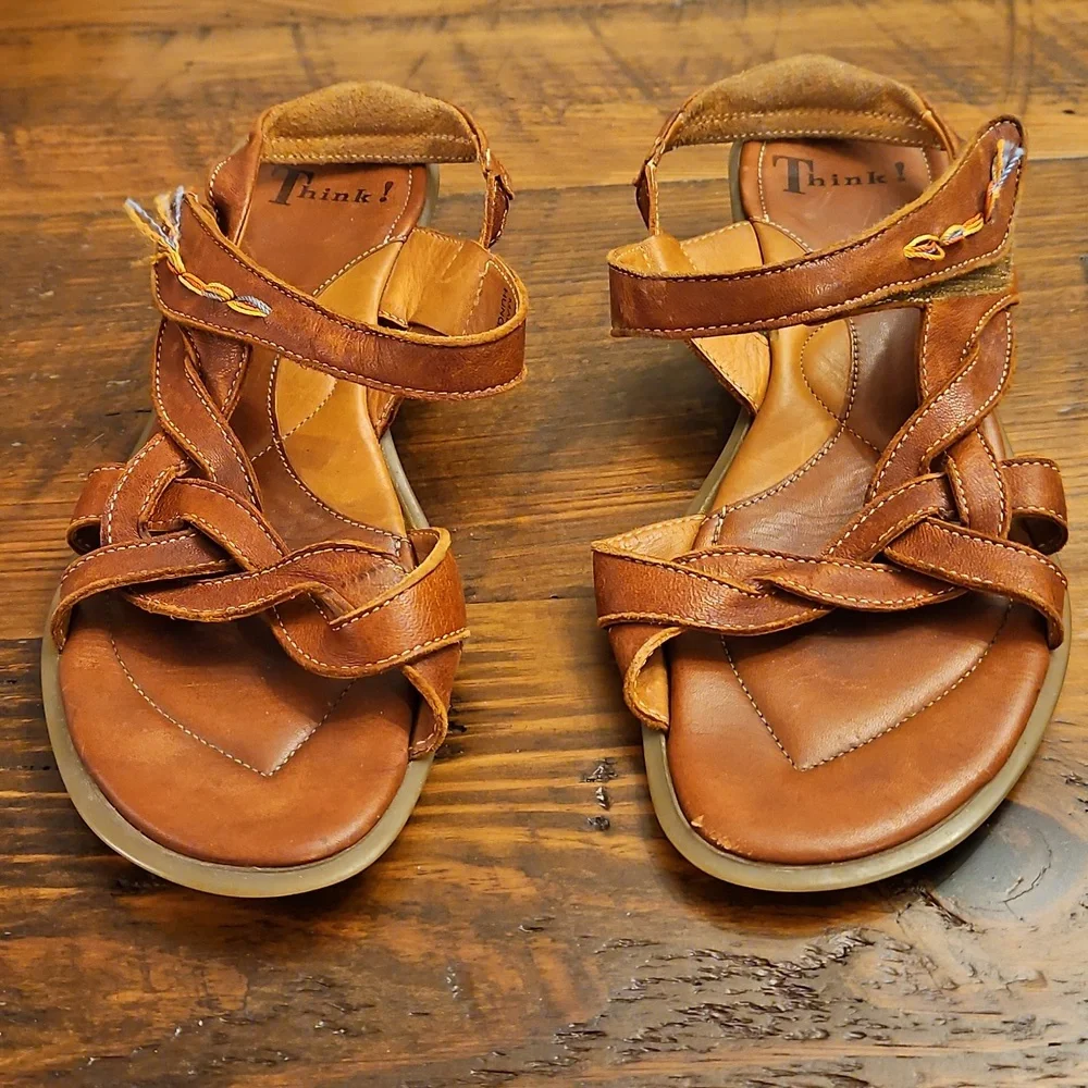 VINTAGE THINK LEATHER SANDALS
